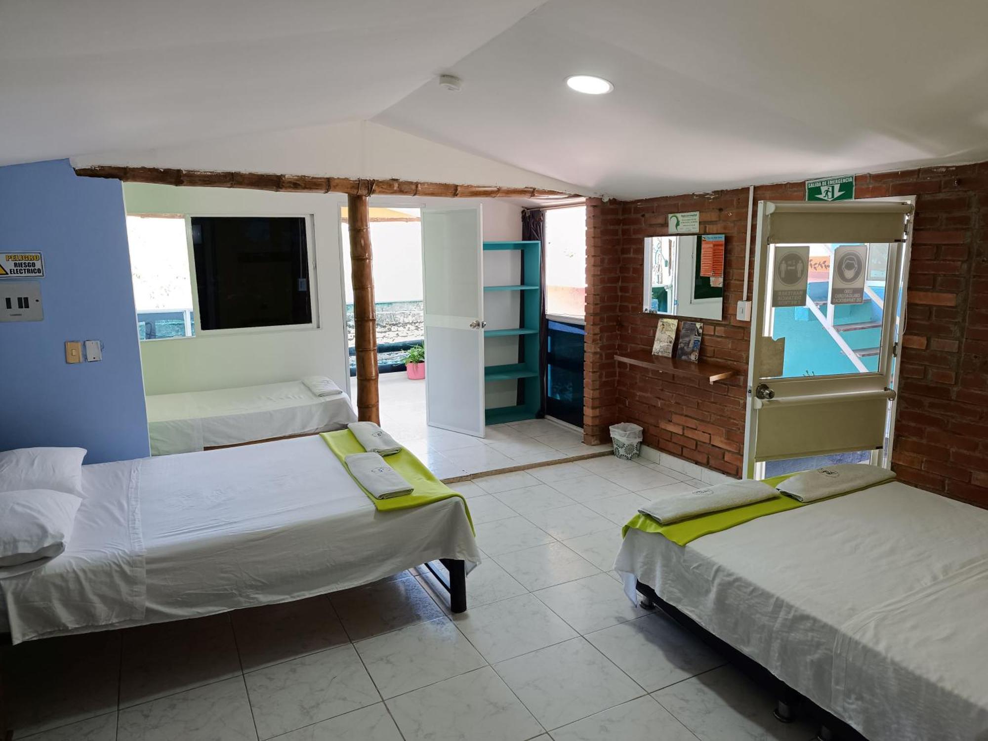 Tayrona Colors Hostel Taganga Ngoại thất bức ảnh